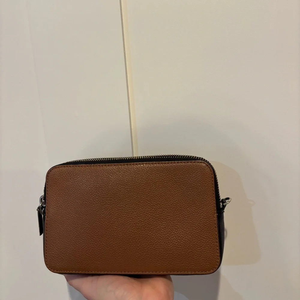 KATE SPADE Margaux Leopard Haircalf Small DoubleZip Convertible Crossbody
🚫strap - Picture 2 of 9
